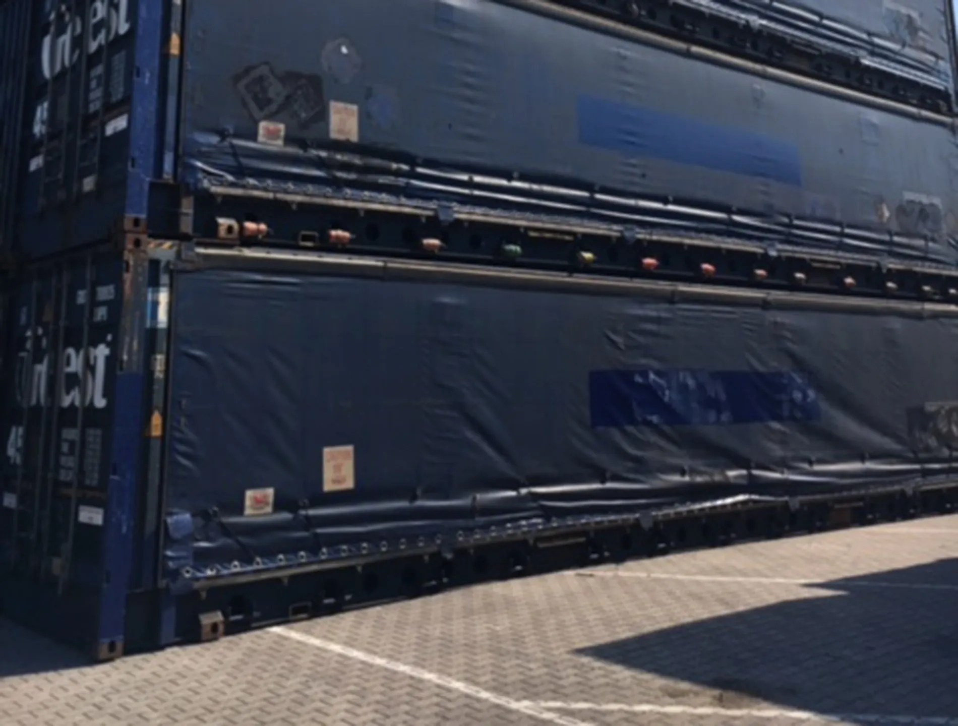 45′ Hcpw With A Tarpaulin Wall - Image 4