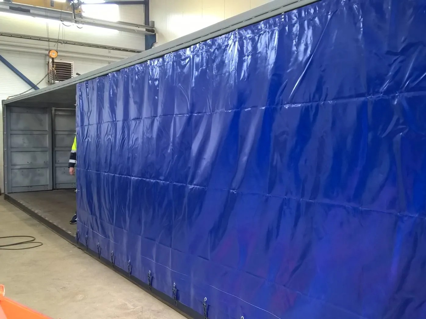 40′ Storage Container With Tarpaulin Wall - Image 2